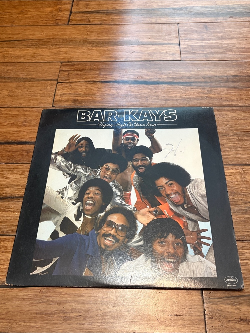 BAR-KAYS - FLYING HIGH ON YOUR LOVE - SOUL LP RECORD